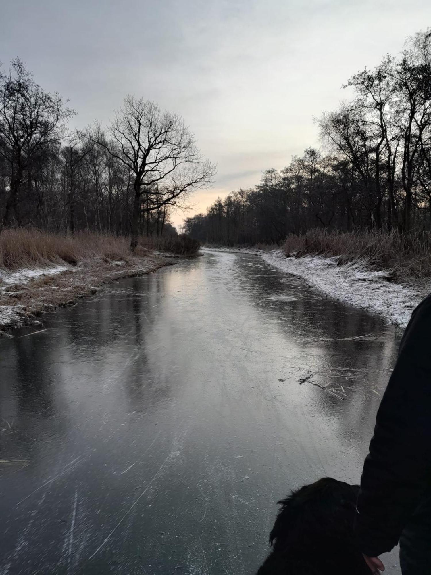 Huisje Op De Dijk Kortenhoef Екстериор снимка